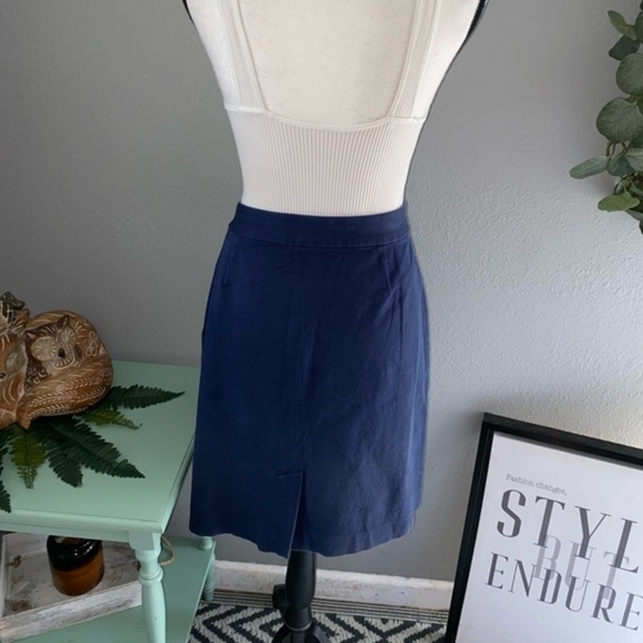 Brooks Brothers Women’s size 14 Blue Skirt Faux Brown Belt Zipper Button GUC - Picture 9 of 14